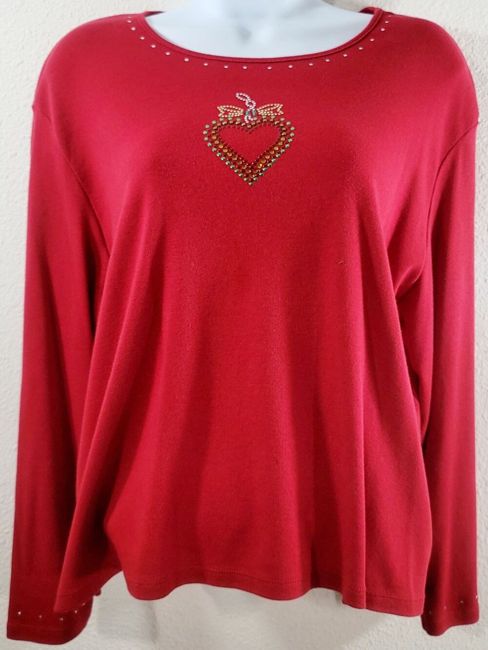 Draper's & Damon's Red Rhinestone Heart On Bodice Top PL Lightweight Soft
